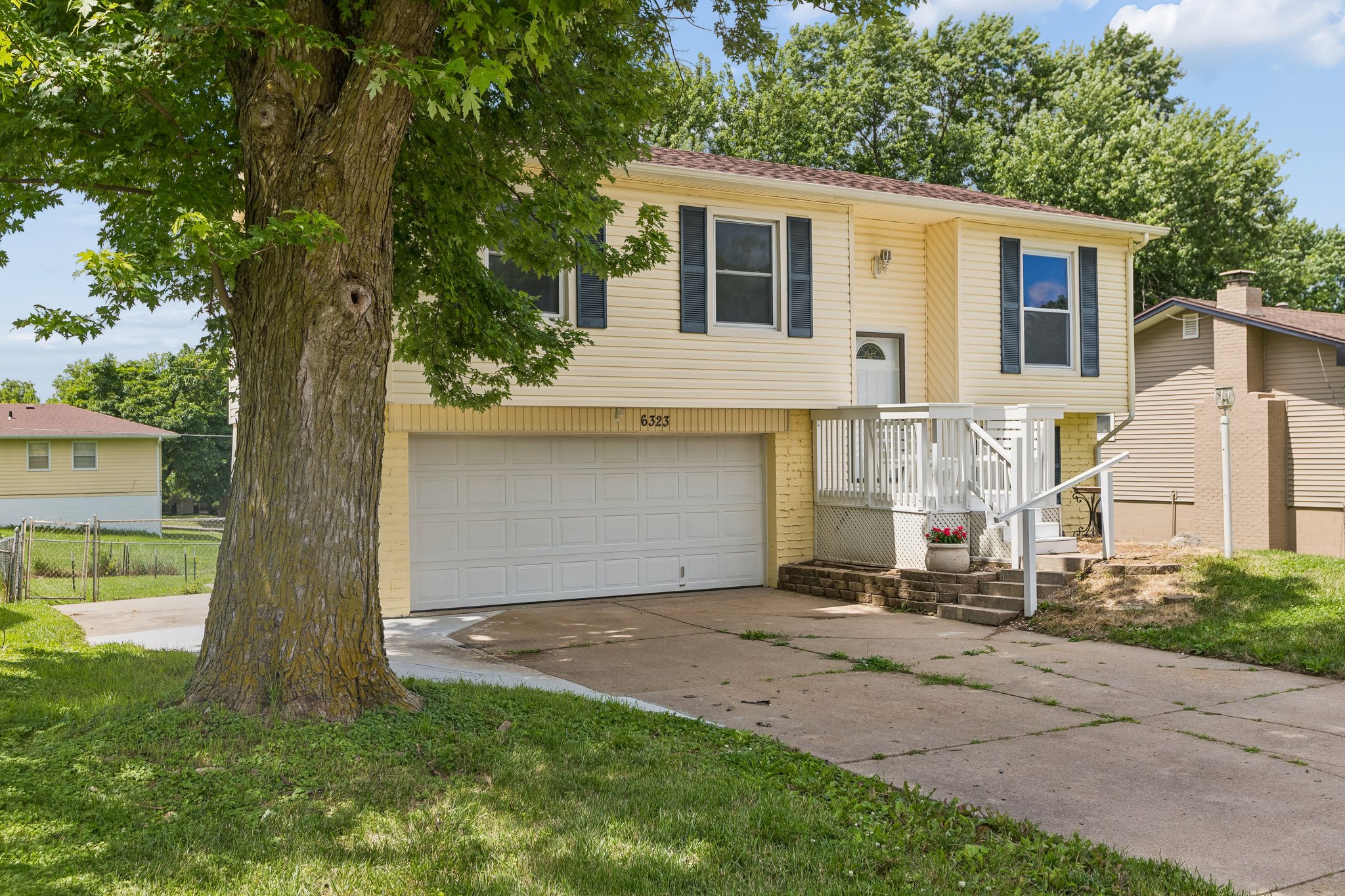 9241 - 6323 Read St_004.jpg