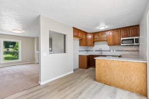9241 - 6323 Read St_008.jpg