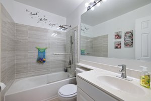  Photo 47