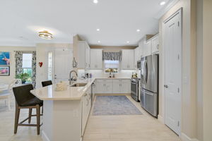 6324 Plateau Ct-8