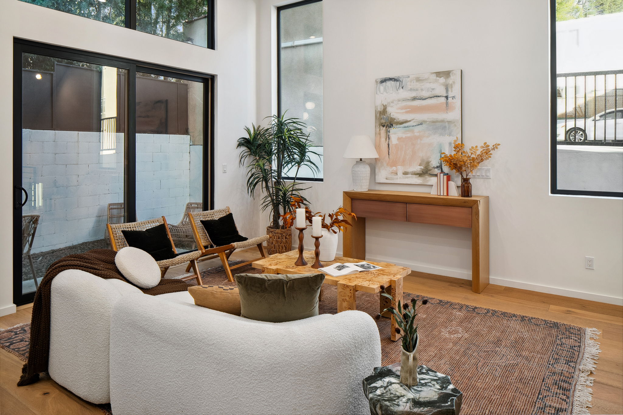 6325 Primrose Avenue-5