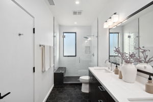 6325 Primrose Avenue-25