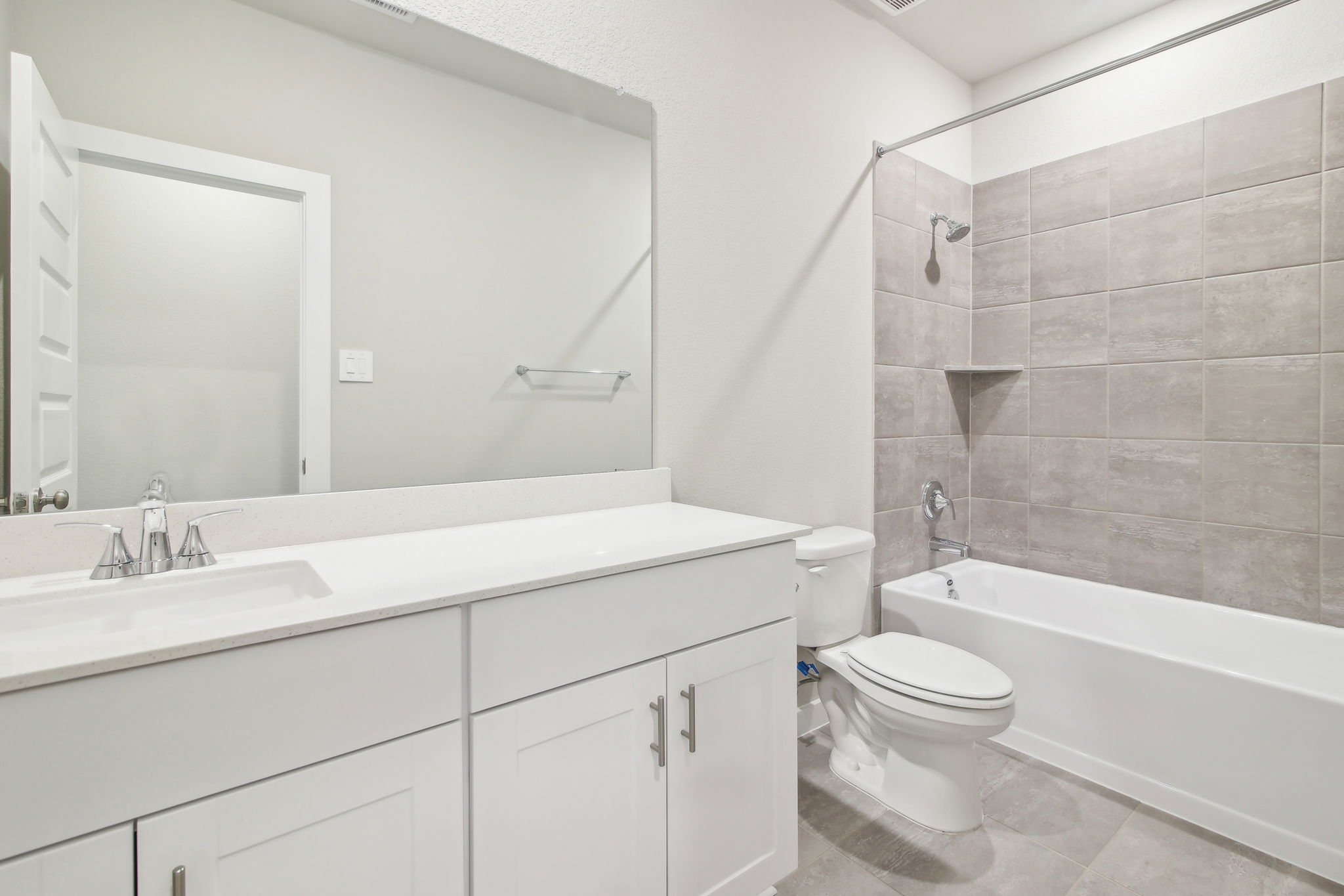 Houston - Wall Street Village - 6326 Brazos Trl Dr, Richmond, TX 77469 - 027