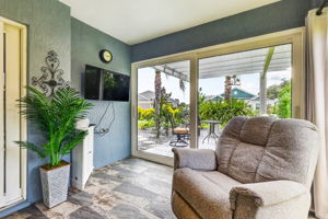 Climate-Controlled Glass-Enclosed Lanai