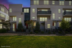  Photo 0