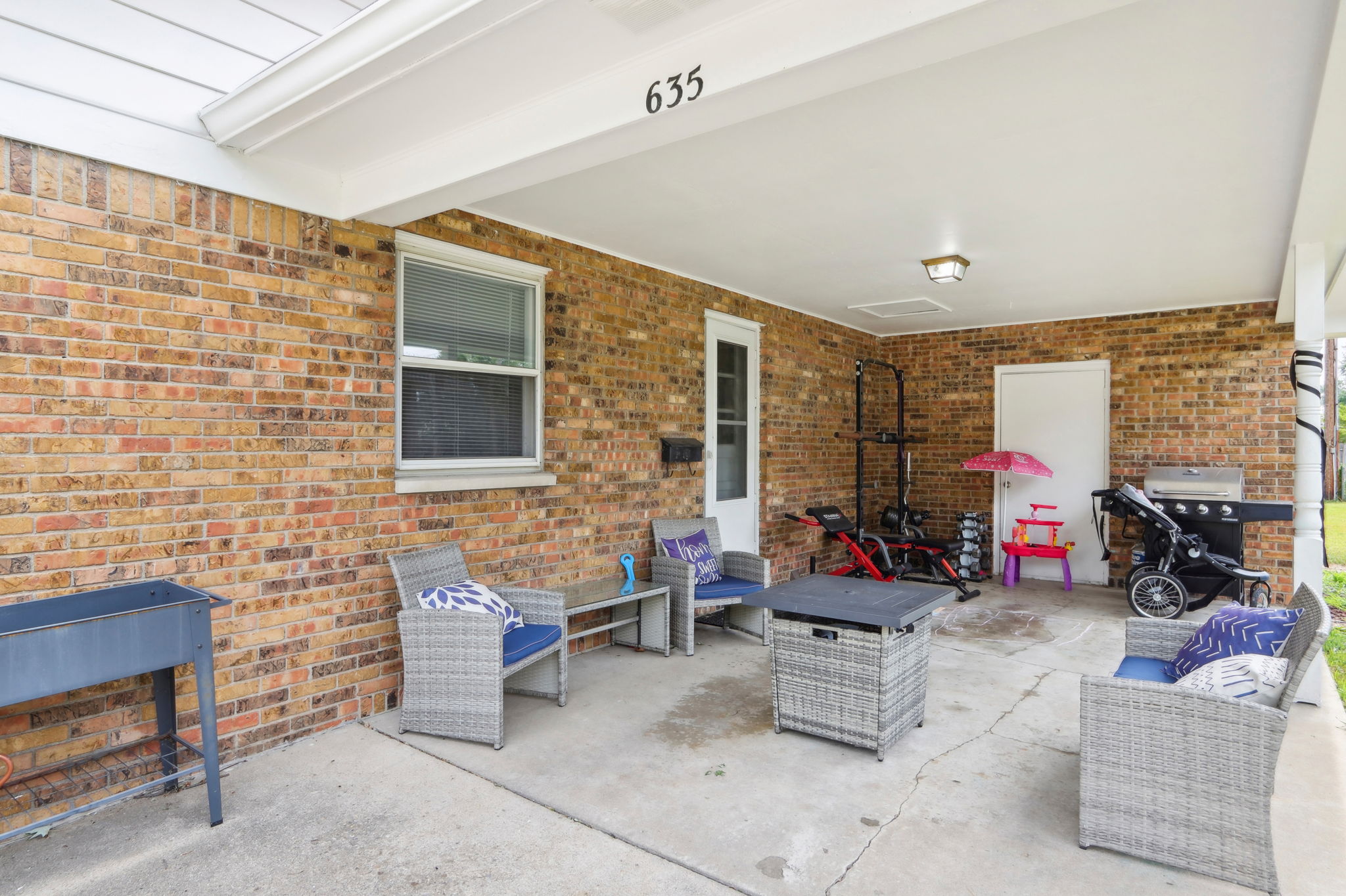 Kentucky Ave-003