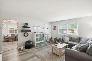 Kentucky Ave-009