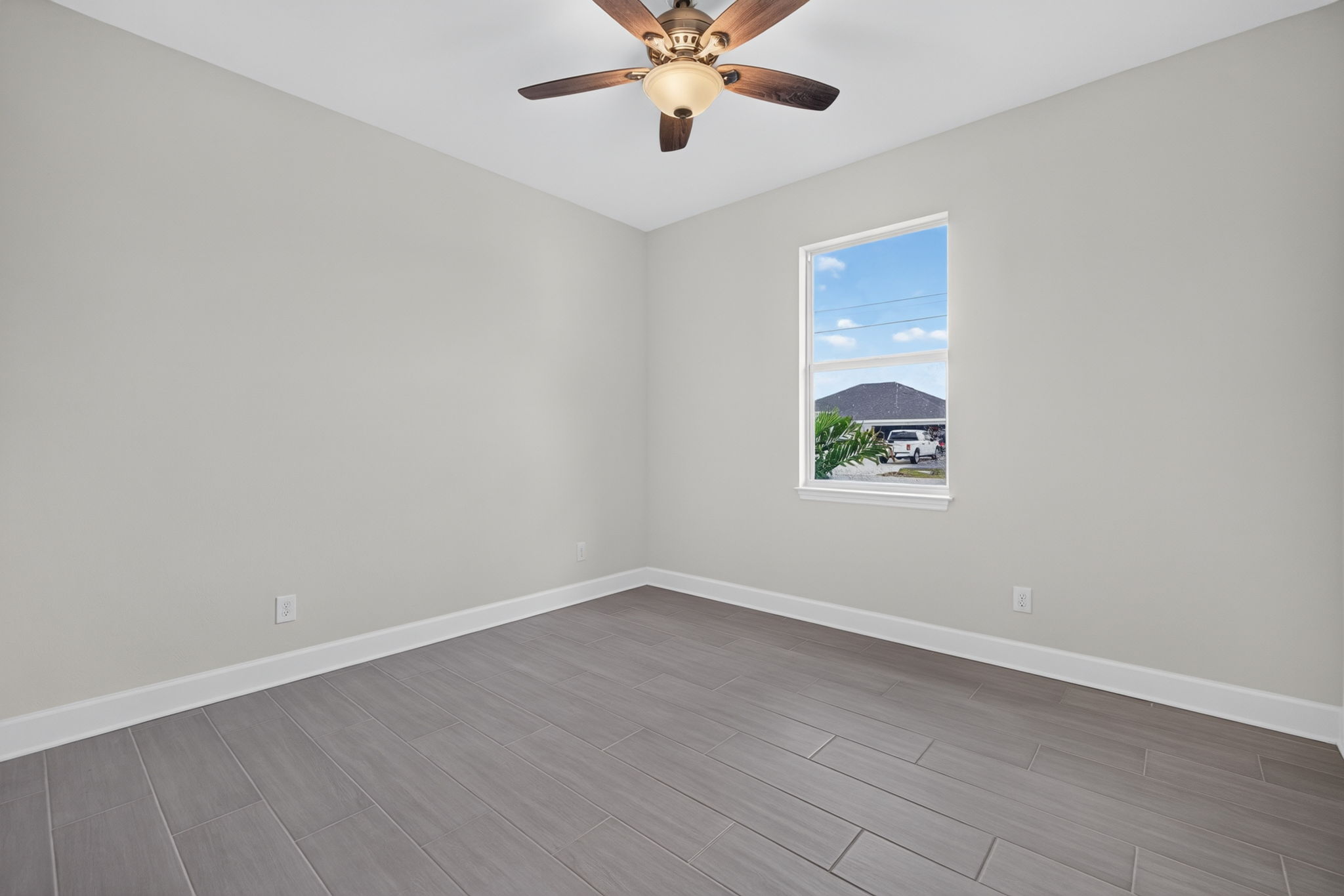 Guest Bedroom 2 - 1 of 2