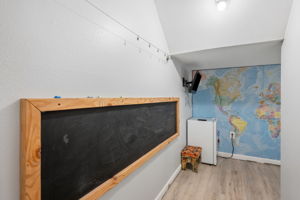 Photo 34