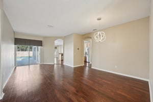 Cardinal Crest Dr-2505-007.jpg