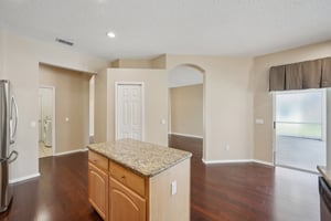 Cardinal Crest Dr-2505-015.jpg