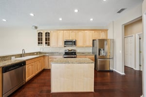 Cardinal Crest Dr-2505-018.jpg