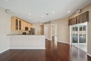 Cardinal Crest Dr-2505-023.jpg