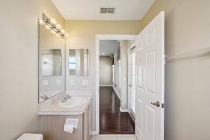 Cardinal Crest Dr-2505-032.jpg