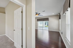 Cardinal Crest Dr-2505-033.jpg
