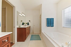  Photo 31
