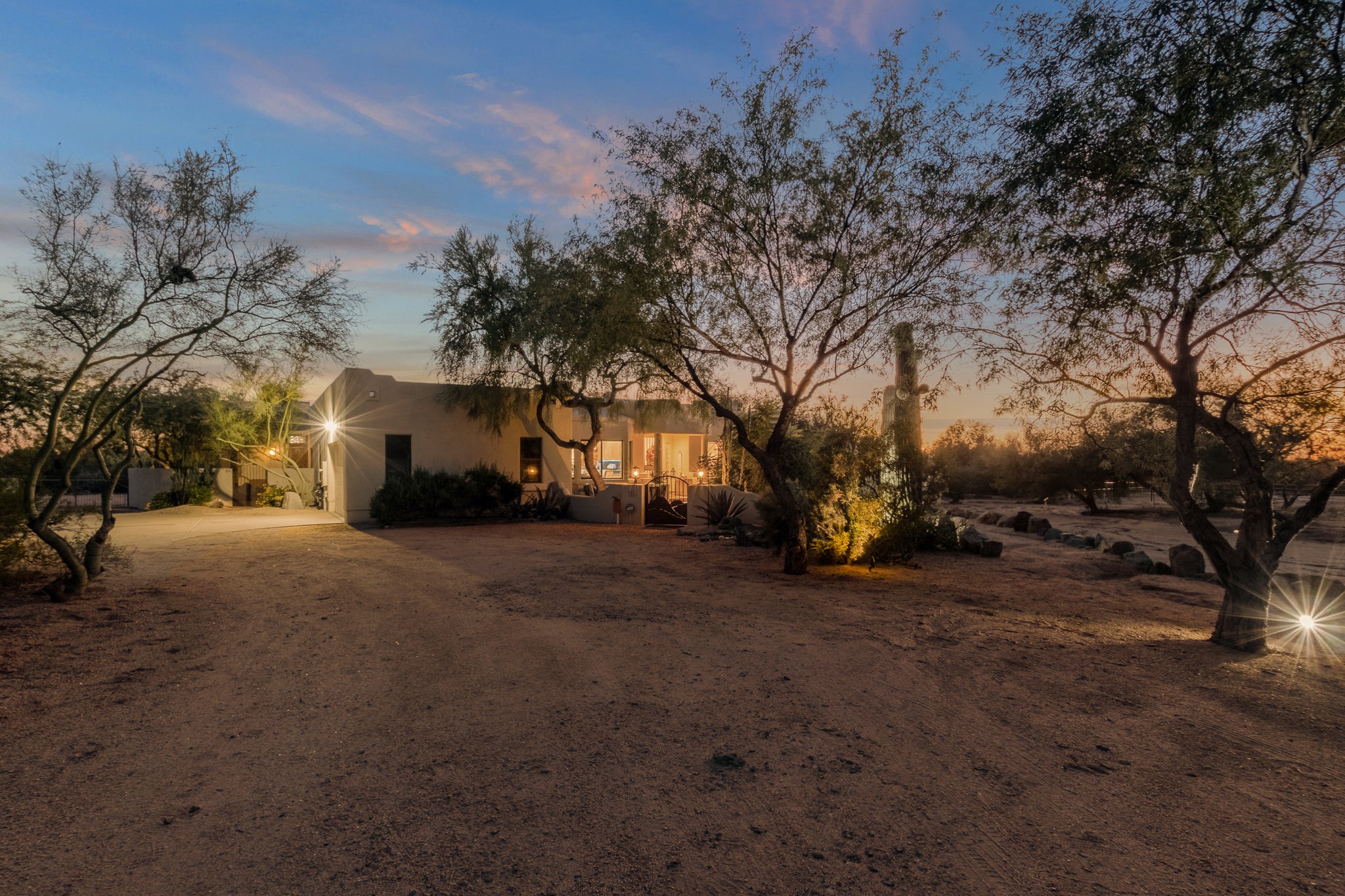 6337 E Windstone Trail, Cave Creek, AZ 85331, USA Photo 2