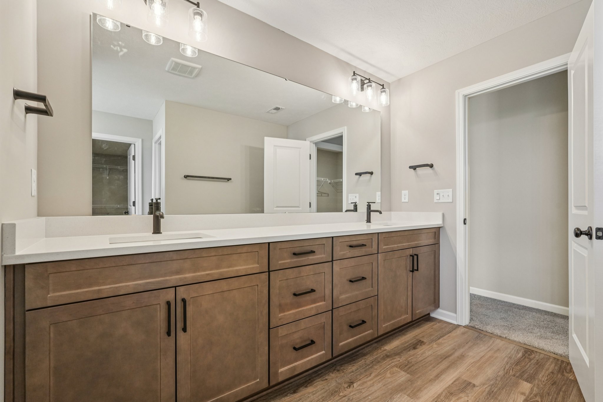 Rippling Rock Dr-S2201-064.jpg