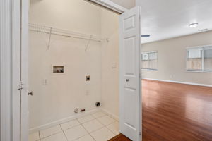  Photo 36