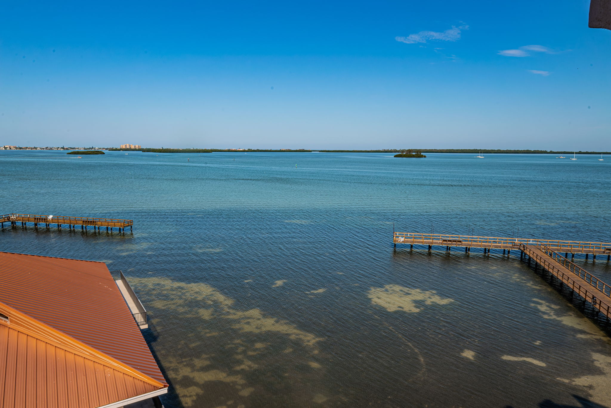 Living Room Balcony View1