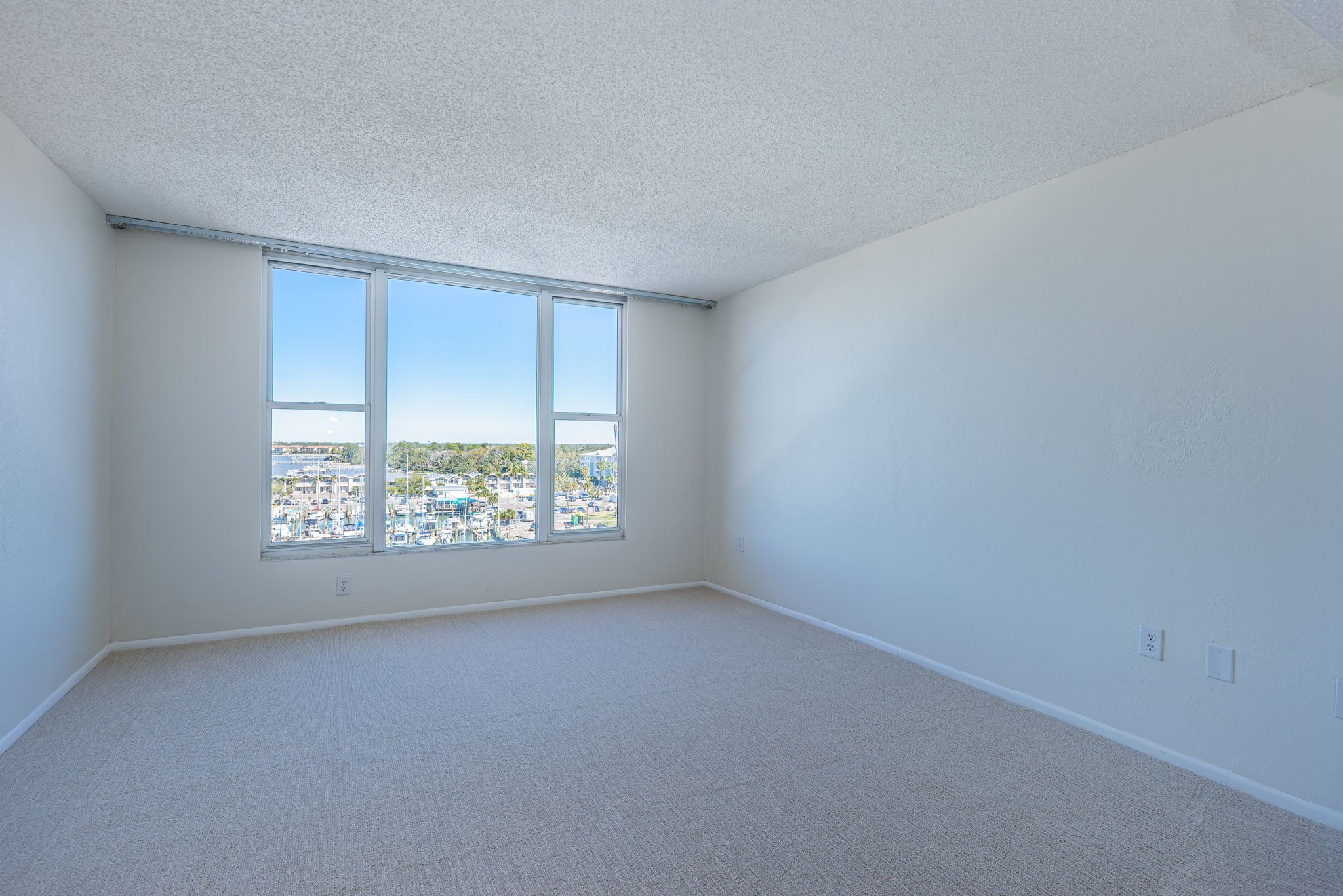 Primary Bedroom 1c-2