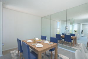 Dining Room 4-2