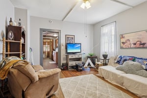 Kling St-S0211-004.jpg