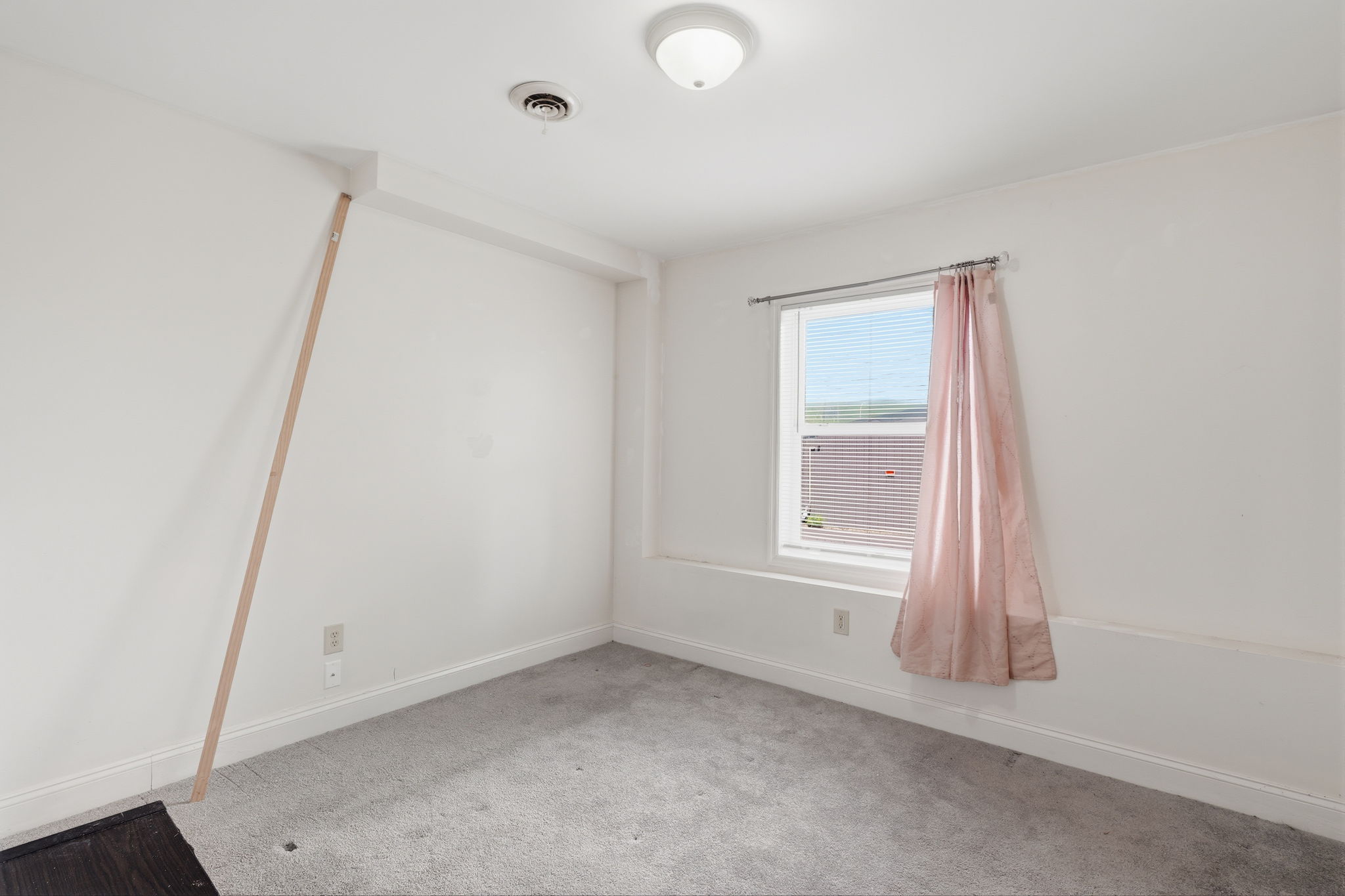Unit 636 (Building 2)