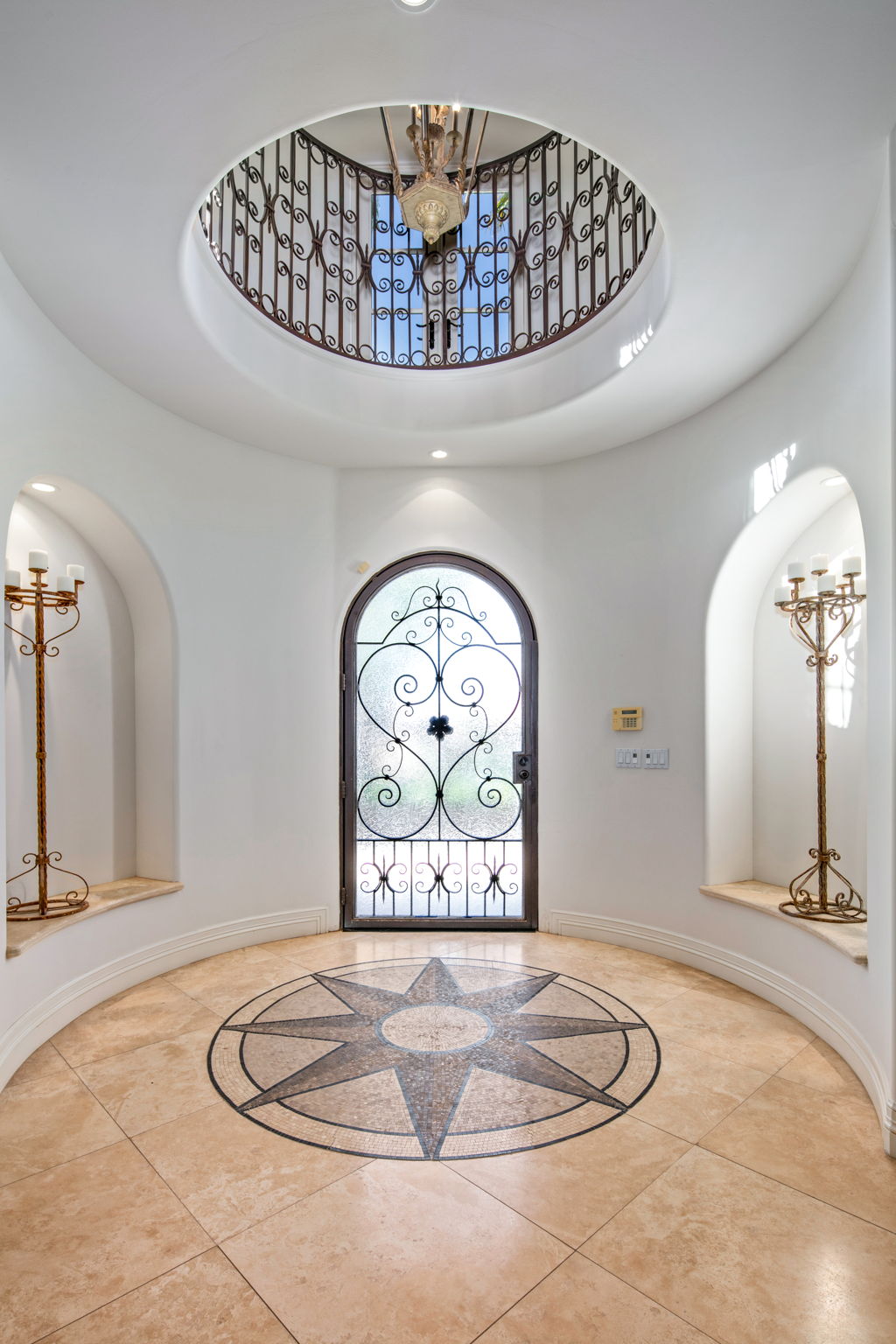 Entry ~ Foyer