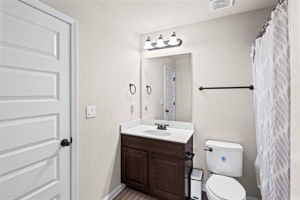  Photo 43