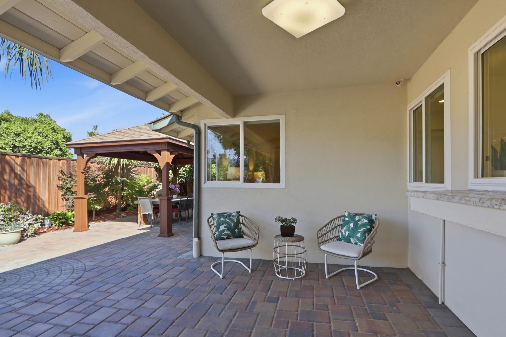 045_F8_6345 El Paseo Dr