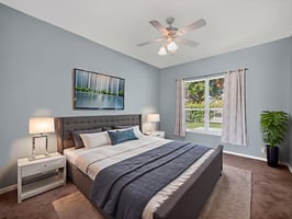 028 virtually staged.jpeg