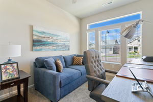 Bedroom/Office