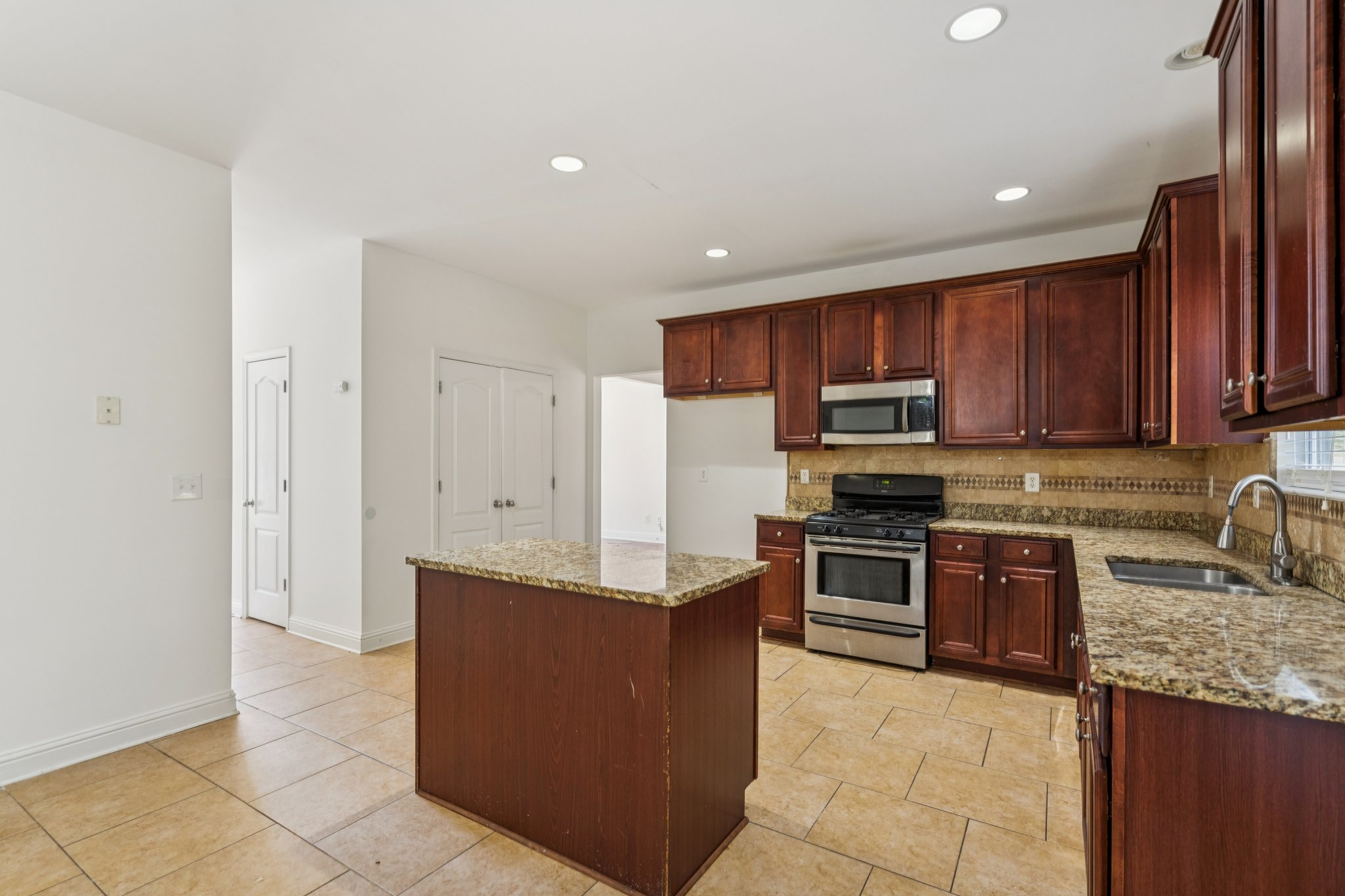 Local_Flavor_films-635 Hancock Ave, Braselton, GA 30517-166.jpg