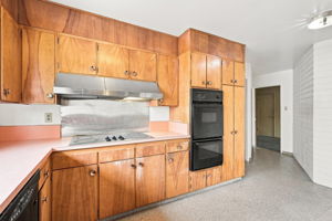 012_F8_635 Longridge Rd