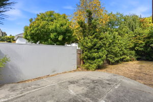 043_F8_635 Longridge Rd