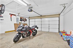  Photo 36