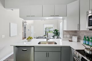 Stratford Dr N-L1609-017.jpg