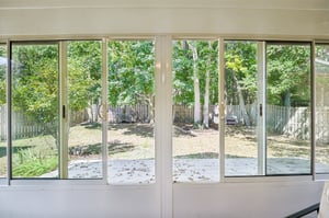 Stratford Dr N-L1609-025.jpg