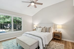 Stratford Dr N-L1609-042.jpg