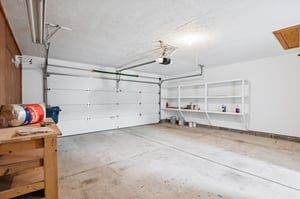 Stratford Dr N-L1609-049.jpg