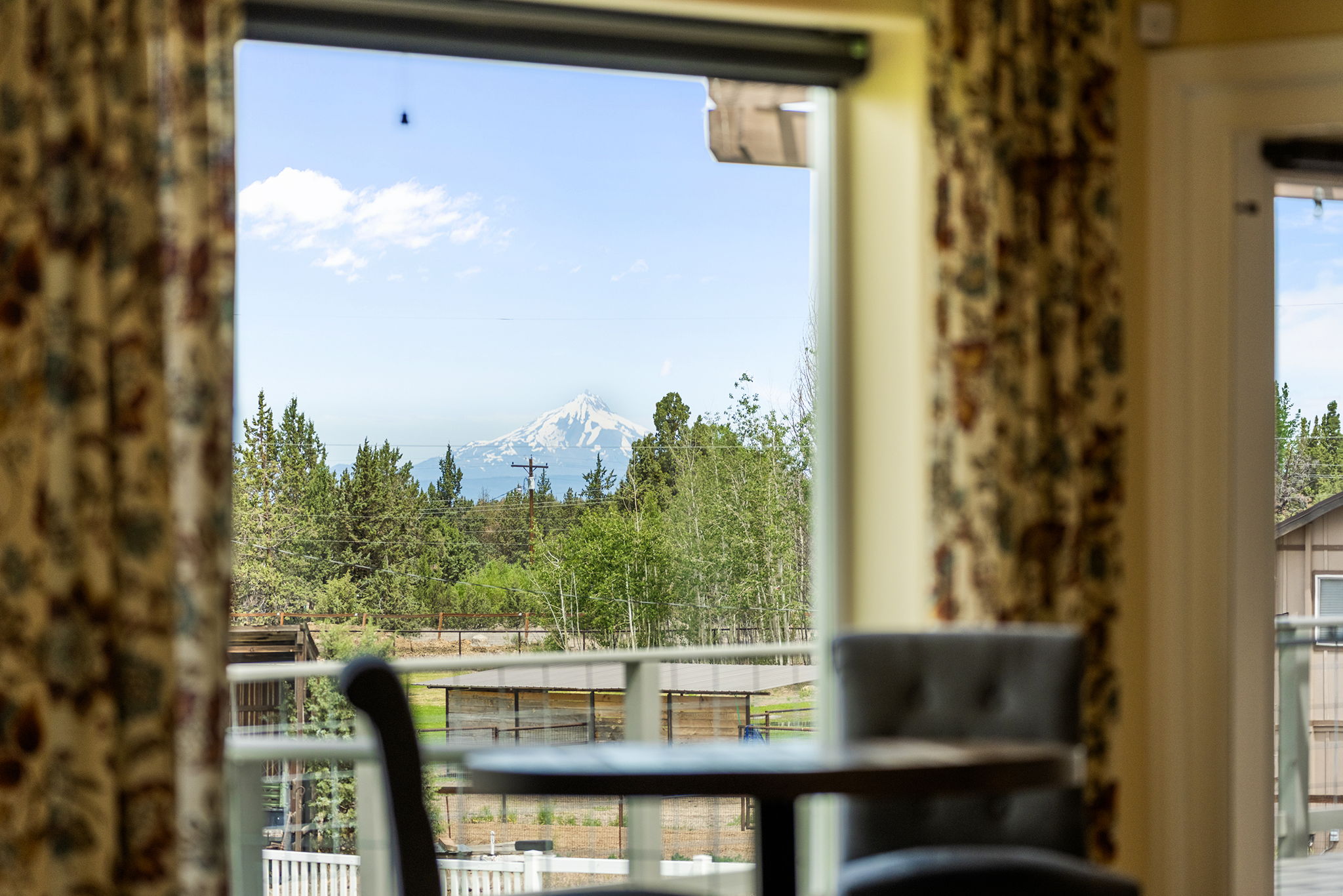Mountain View from Living Room2