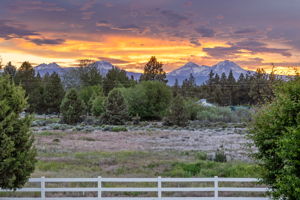 Breathtaking Expansive Mountain Views