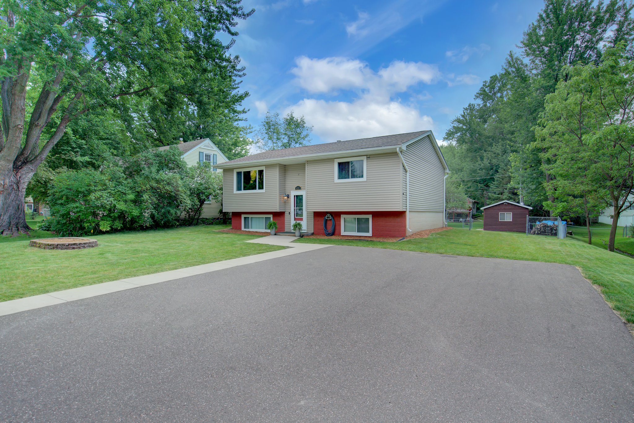  6357 Upper 48th St N, Oakdale, MN 55128, US Photo 3