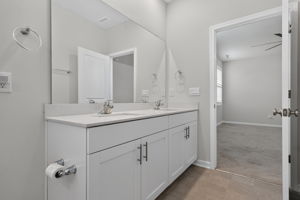  Photo 23
