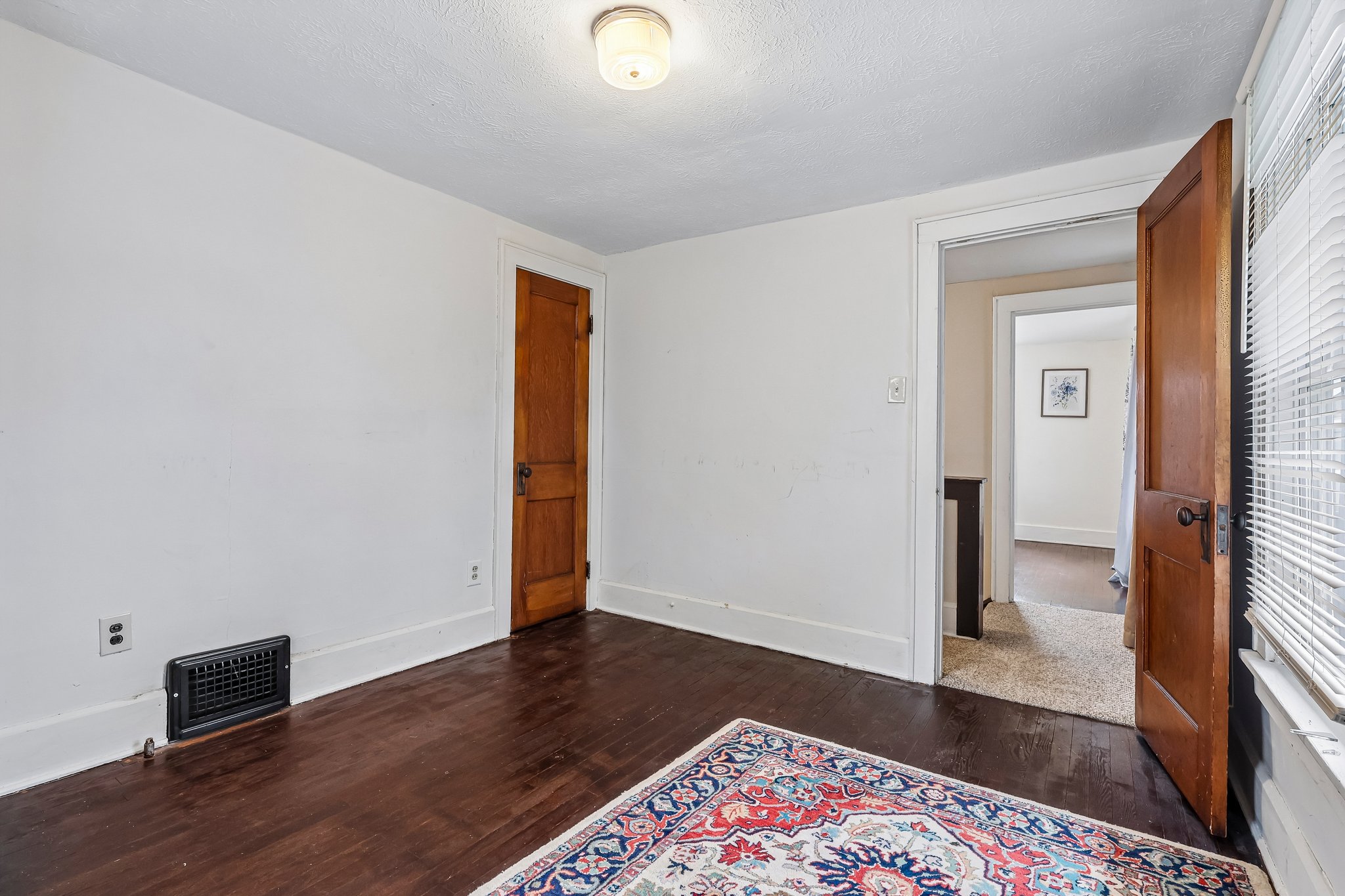 Polk Ave-S0205-017.jpg