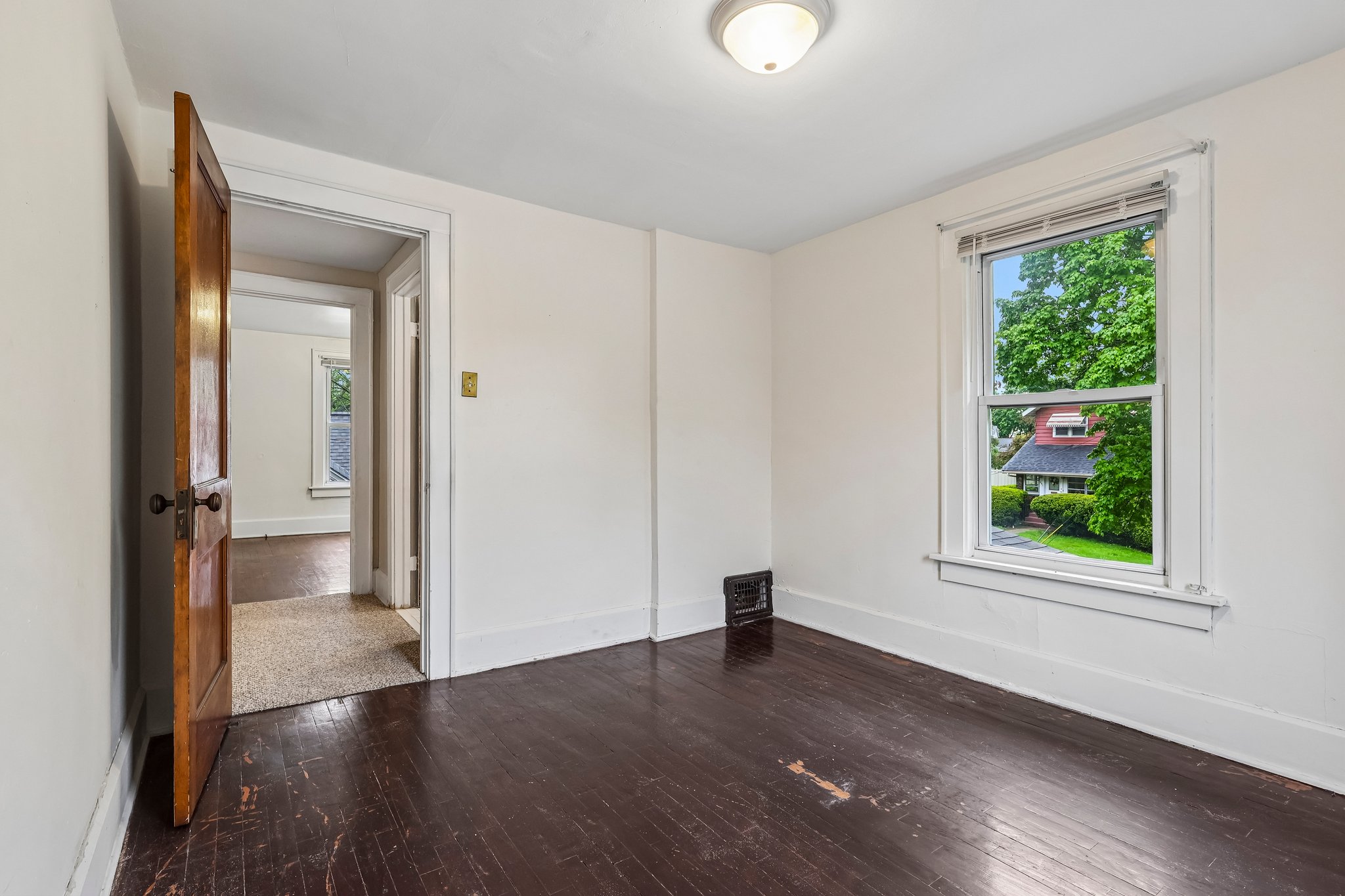 Polk Ave-S0205-024.jpg