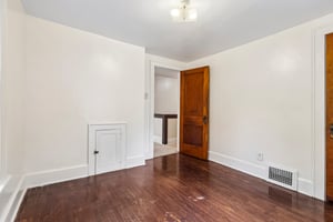 Polk Ave-S0205-021.jpg