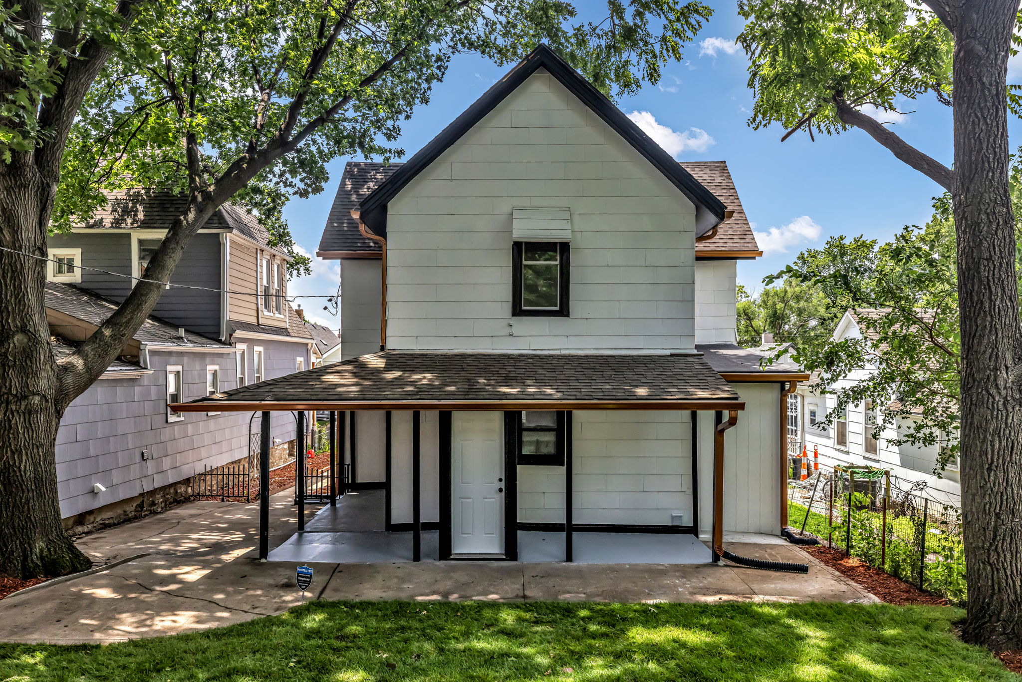 Exterior-6