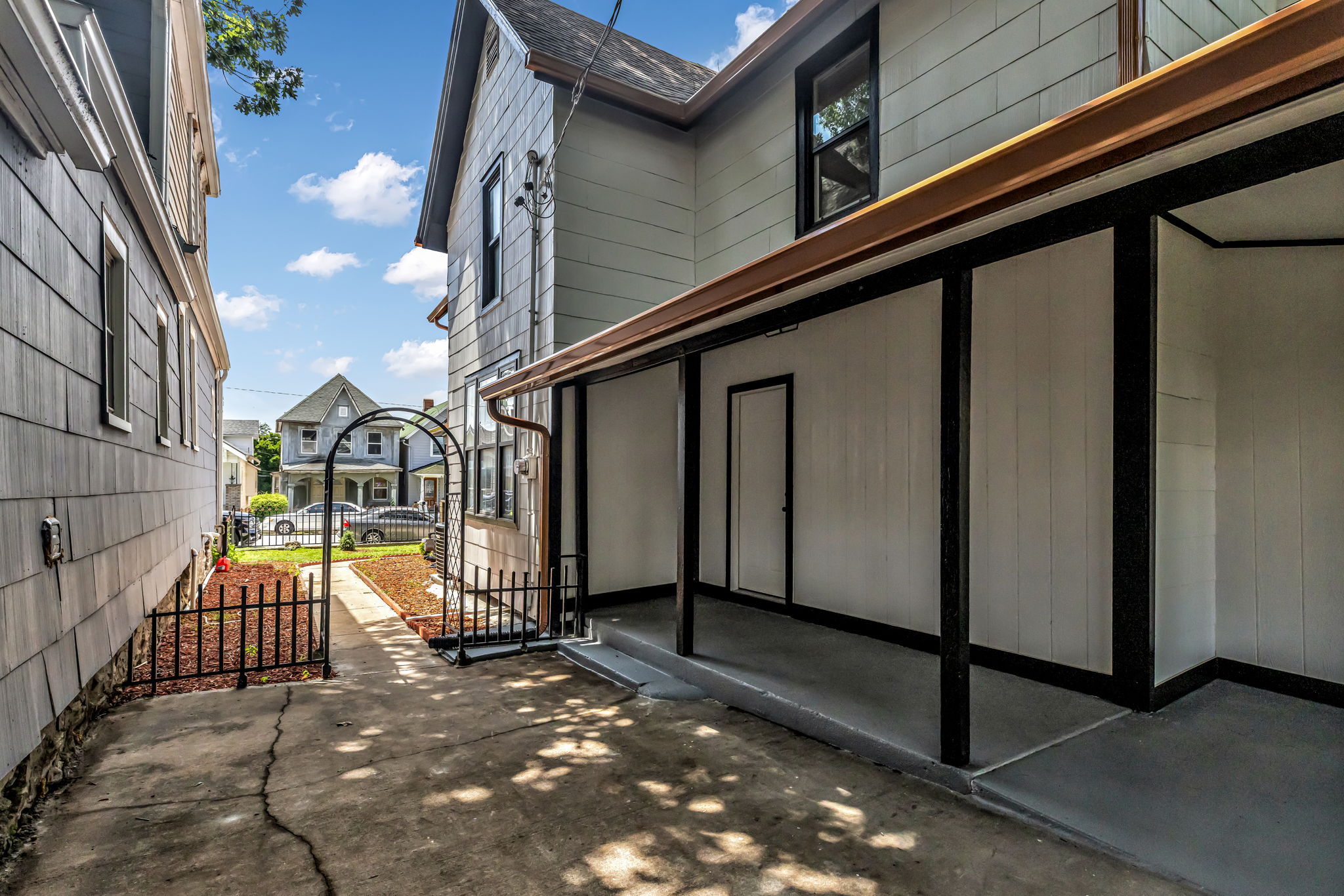 Exterior-5